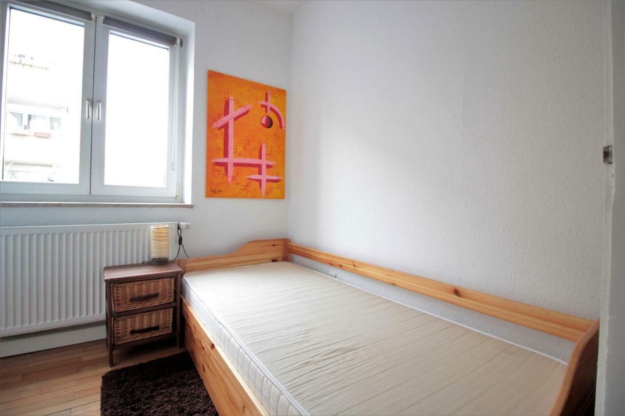 Charming 3-Bedroom Apartment With Parking Lot Würzburg Buitenkant foto