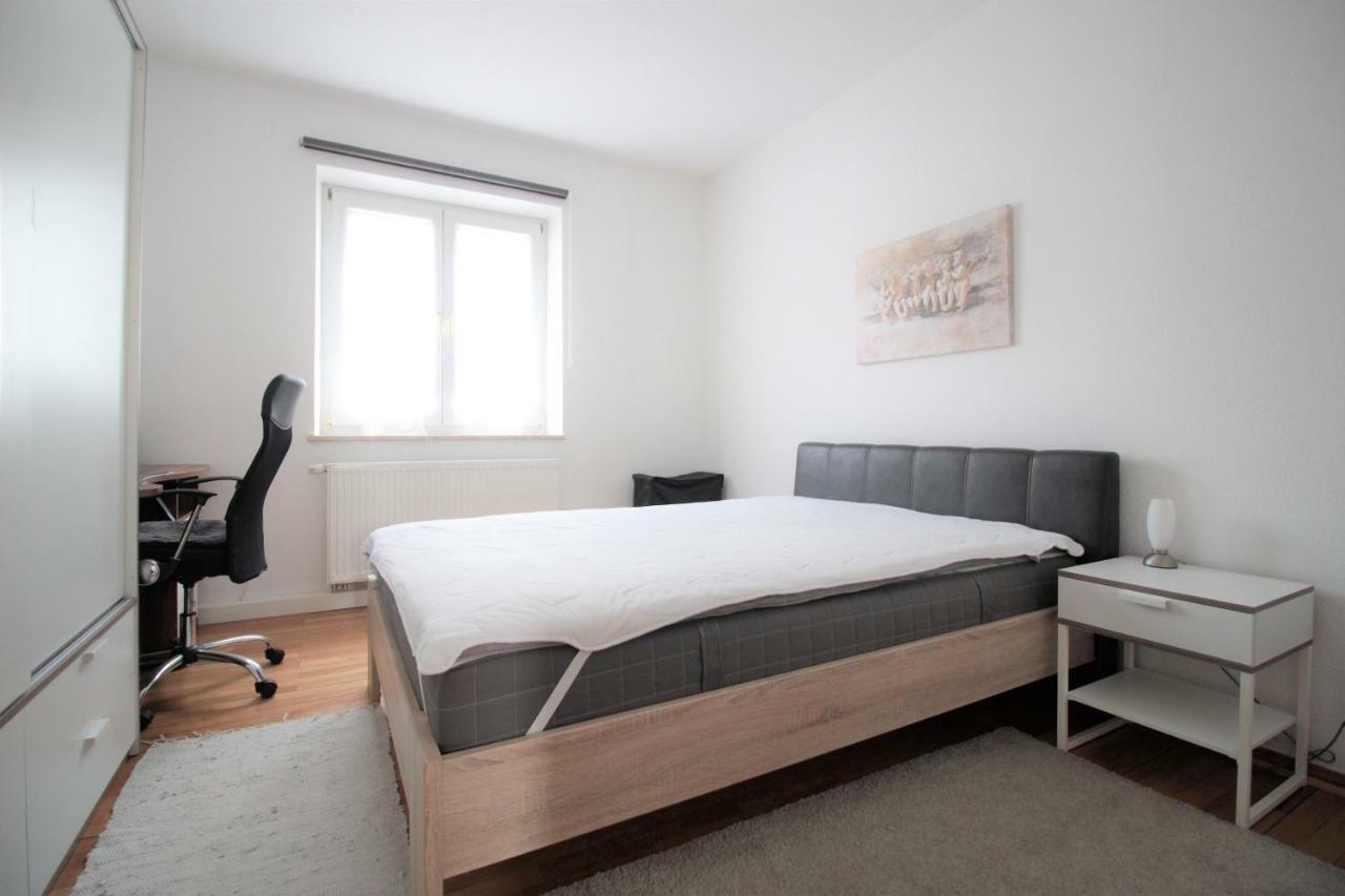 Charming 3-Bedroom Apartment With Parking Lot Würzburg Buitenkant foto